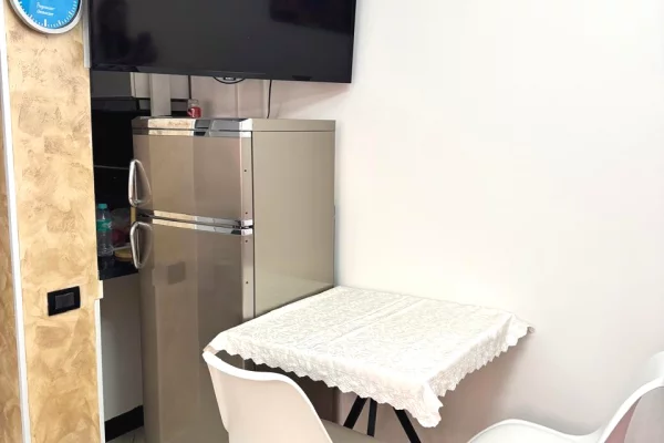 Casa in affitto Garsoniere a Tirana - 50,000 Leke