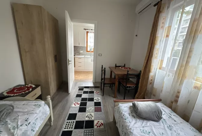 Shtepi me qera 1+1 ne Tirane - 450 Euro
