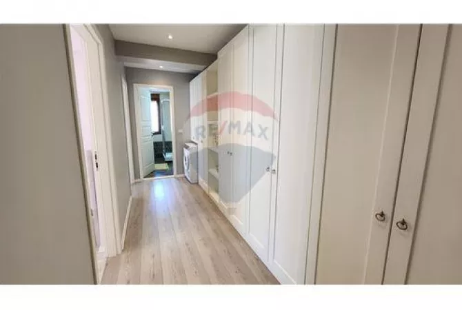 Shtepi me qera 2+1 ne Tirane - 1,350 Euro