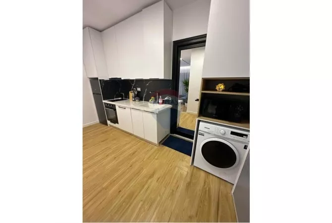 Shtepi me qera Apartament ne Tirane, 2+1, Mobilimi E mobiluar, Pagesa 650  Euro.