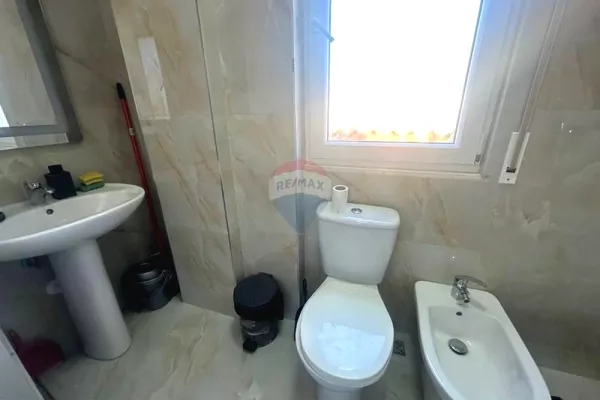 Shtepi me qera 1+1 ne Tirane - 650 Euro