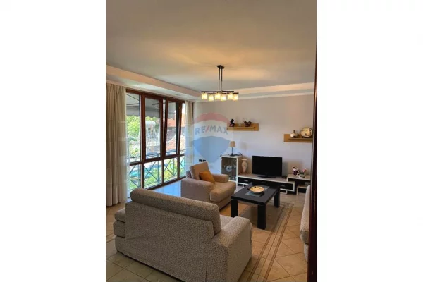 Shtepi me qera 2+1 ne Tirane - 650 Euro