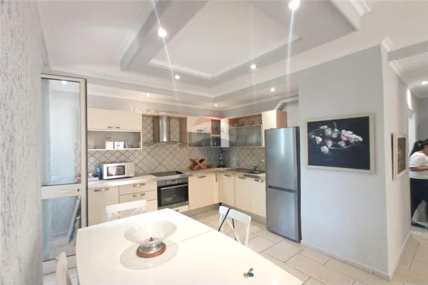 Apartment for rent in Tirana 2+1, Furnished