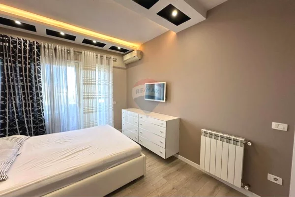 Shtepi me qera 1+1 ne Tirane - 700 Euro