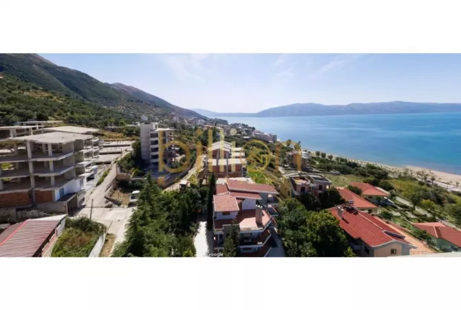 Shtepi ne shitje Duplex(shtepi me 2 kate) ne Vlore, 2+1, Mobilimi Bosh, pa mobiluar, Pagesa 106,000  Euro.
