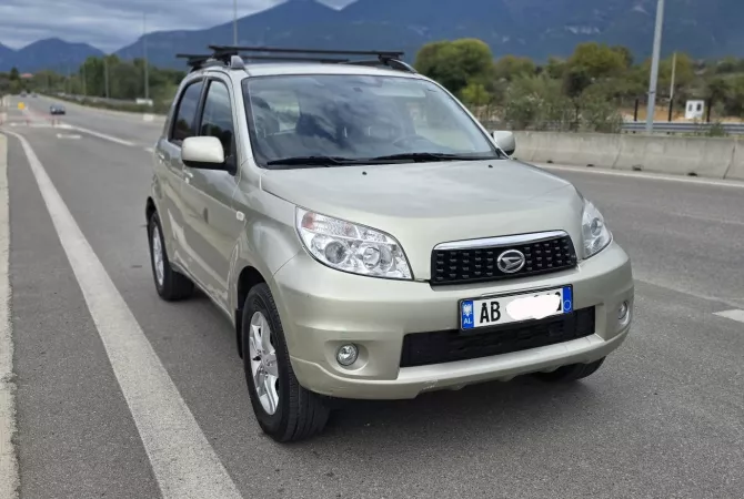 Makina ne shitje ne Tirane - 6,500 Euro
