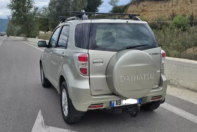 Makina ne shitje ne Tirane - 6,500 Euro