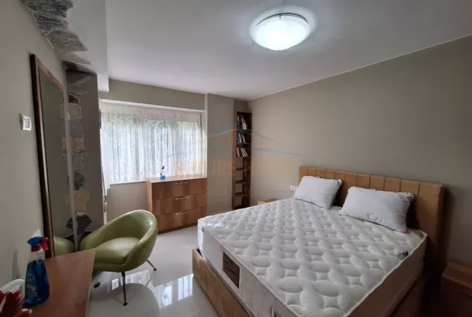 Casa in affitto 2+1 a Tirana - 800 Euro