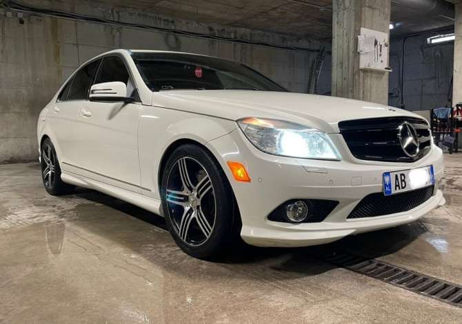 Makina ne shitje  ne Tirane - 8,200 Euro