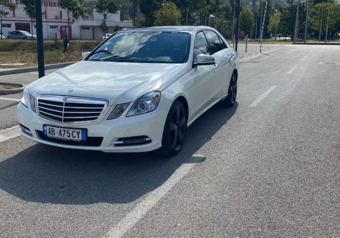 Makina ne shitje  ne Tirane - 11,000 Euro