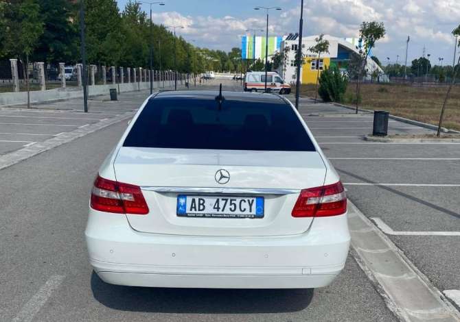 Makina ne shitje  ne Tirane - 11,000 Euro