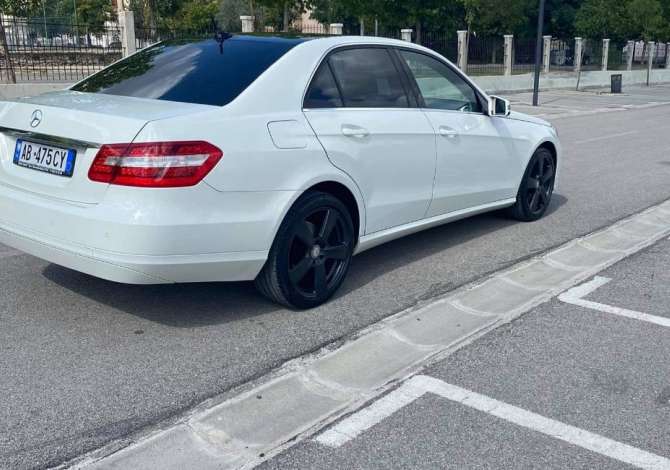 Makina ne shitje  ne Tirane - 11,000 Euro