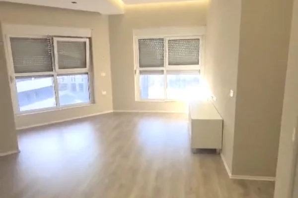 Shtepi me qera 2+1 ne Tirane - 500 Euro