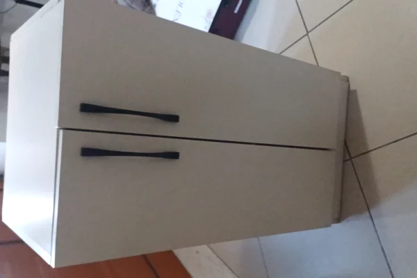 Mobilje dhe Elektroshtepiake ne Tirane - 4,000 Leke
