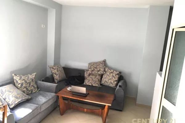 Casa in affitto 1+1 a Tirana - 400 Euro
