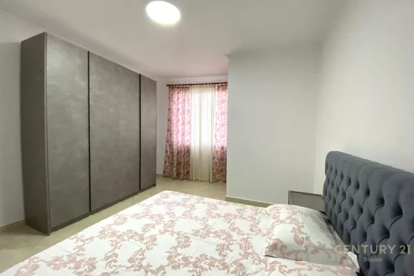 Shtepi me qera Apartament ne Tirane, 1+1, Mobilimi E mobiluar, Pagesa 500  Euro.