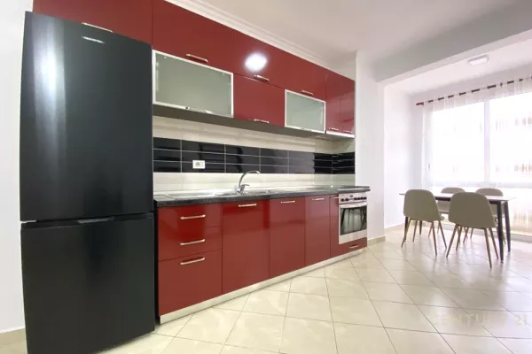 Shtepi me qera Apartament ne Tirane, 1+1, Mobilimi E mobiluar, Pagesa 500  Euro.