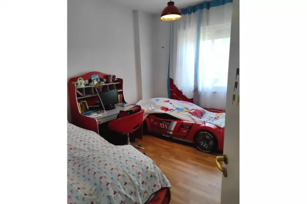 Shtepi me qera Apartament ne Tirane, 2+1, Mobilimi E mobiluar, Pagesa 800  Euro.