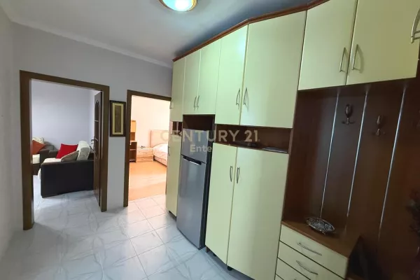 Shtepi me qera 1+1 ne Tirane - 500 Euro