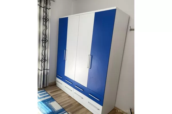 Shtepi me qera Apartament ne Tirane, 3+1, Mobilimi E mobiluar, Pagesa 650  Euro.