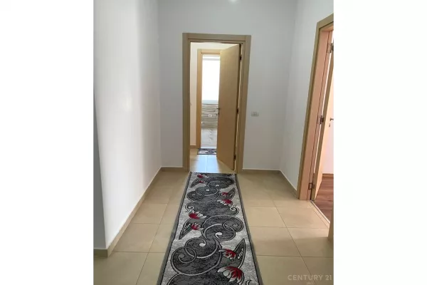 Shtepi me qera Apartament ne Tirane, 3+1, Mobilimi E mobiluar, Pagesa 650  Euro.