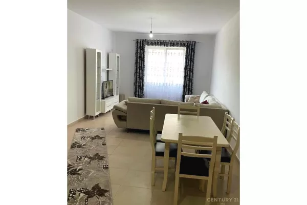 Shtepi me qera Apartament ne Tirane, 3+1, Mobilimi E mobiluar, Pagesa 650  Euro.