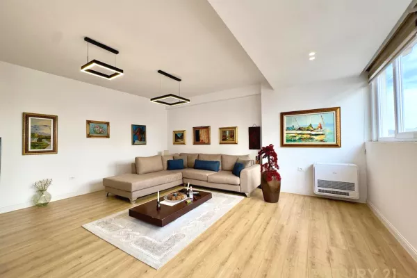 Shtepi me qera Apartament ne Tirane, 2+1, Mobilimi E mobiluar, Pagesa 800  Euro.