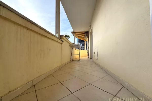 Shtepi me qera Apartament ne Tirane, 2+1, Mobilimi E mobiluar, Pagesa 800  Euro.