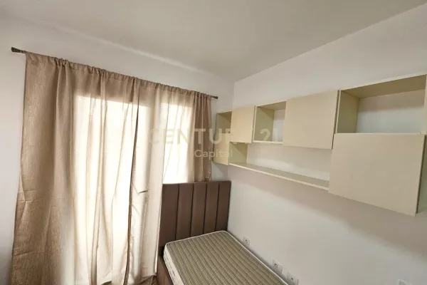 Shtepi me qera 2+1 ne Tirane - 650 Euro