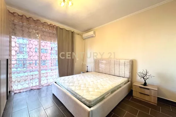 Shtepi me qera Apartament ne Tirane, 2+1, Mobilimi E mobiluar, Pagesa 500  Euro.