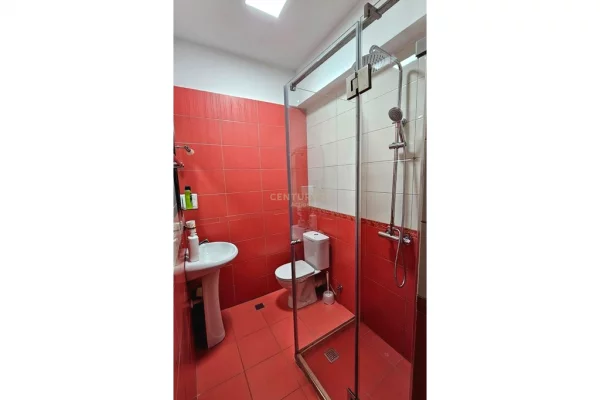 Shtepi me qera 2+1 ne Tirane - 600 Euro
