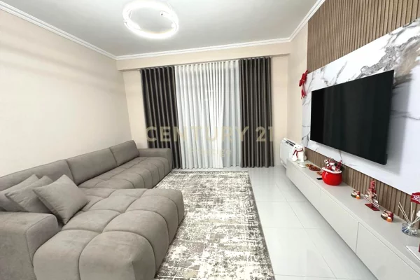 Shtepi me qera 2+1 ne Tirane - 600 Euro