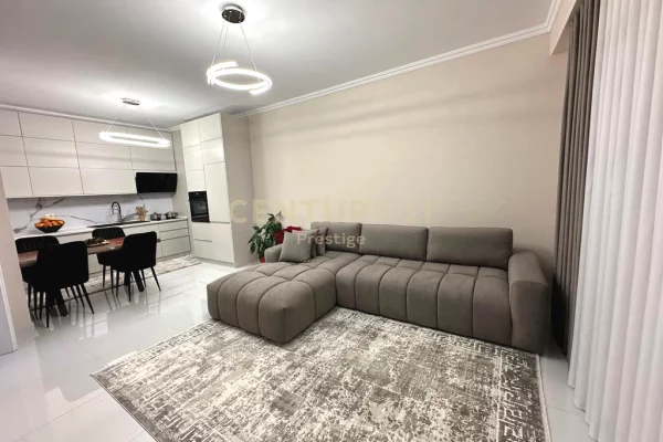 Shtepi me qera 2+1 ne Tirane - 600 Euro