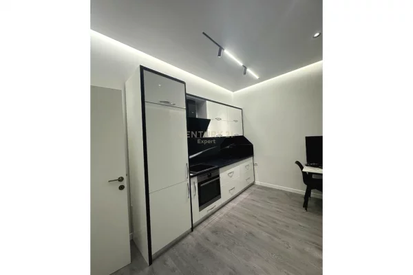 Shtepi me qera 1+1 ne Tirane - 650 Euro