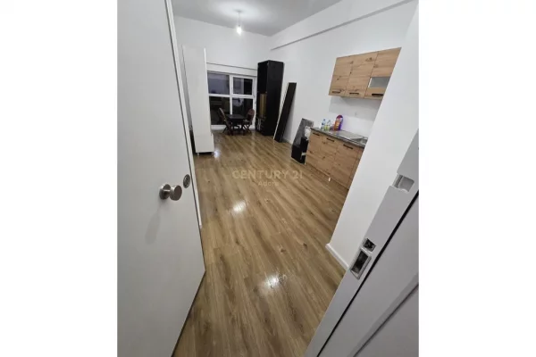 Shtepi me qera Apartament ne Tirane, 1+1, Mobilimi E mobiluar, Pagesa 450  Euro.