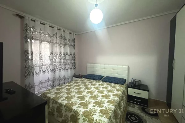 Shtepi me qera 1+1 ne Tirane - 350 Euro