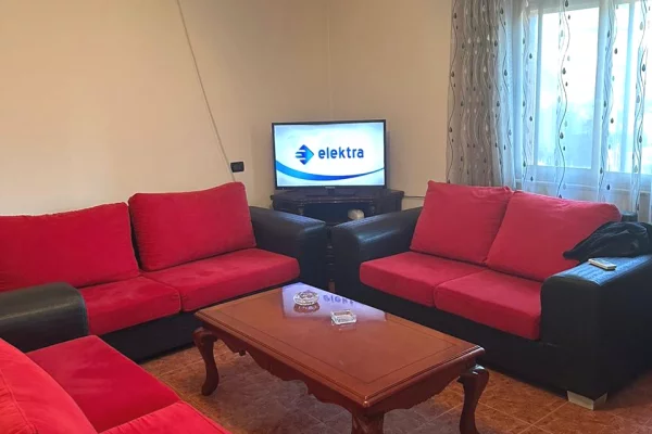 Shtepi me qera 2+1 ne Tirane - 500 Euro