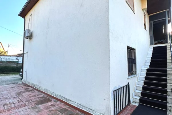 Private house for rent in Tirana 2+1, Furnished