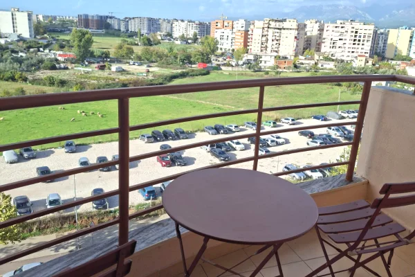 Shtepi me qera Apartament ne Tirane, 2+1, Mobilimi E mobiluar, Pagesa 500  Euro.