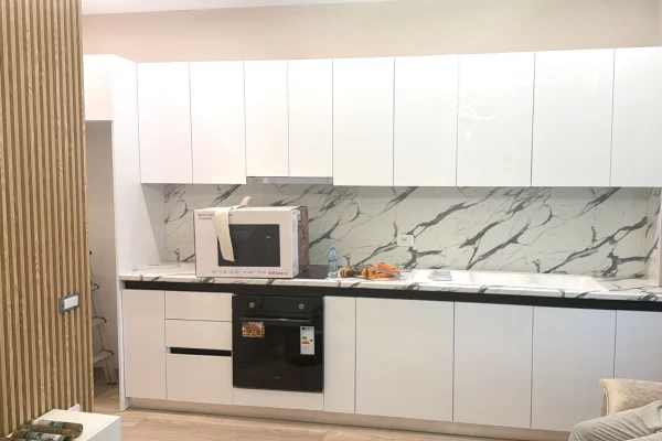 Shtepi me qera Apartament ne Tirane, 1+1, Mobilimi E mobiluar, Pagesa 500  Euro.