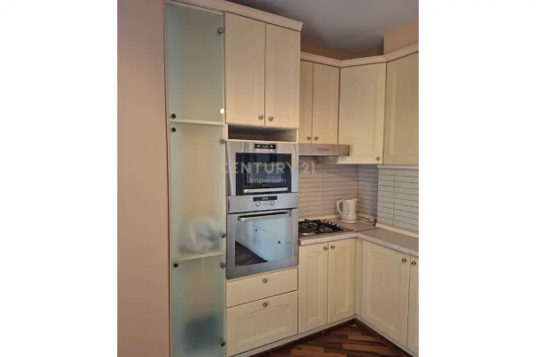 Shtepi me qera 2+1 ne Tirane - 500 Euro