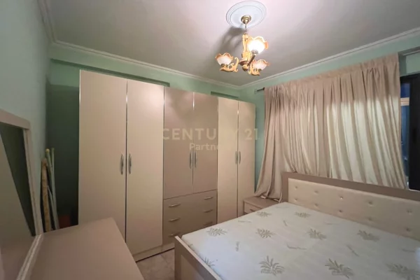 Shtepi me qera Apartament ne Tirane, 1+1, Mobilimi E mobiluar, Pagesa 600  Euro.