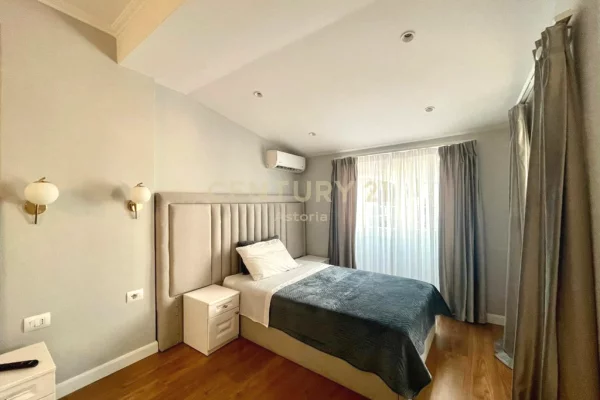 Shtepi me qera Apartament ne Tirane, 1+1, Mobilimi E mobiluar, Pagesa 780  Euro.