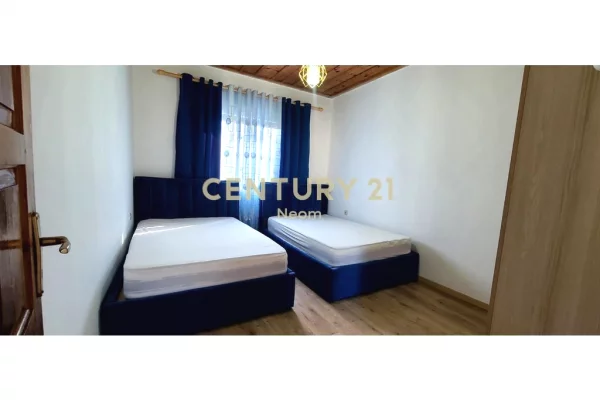 Shtepi me qera Apartament ne Tirane, 2+1, Mobilimi E mobiluar, Pagesa 650  Euro.