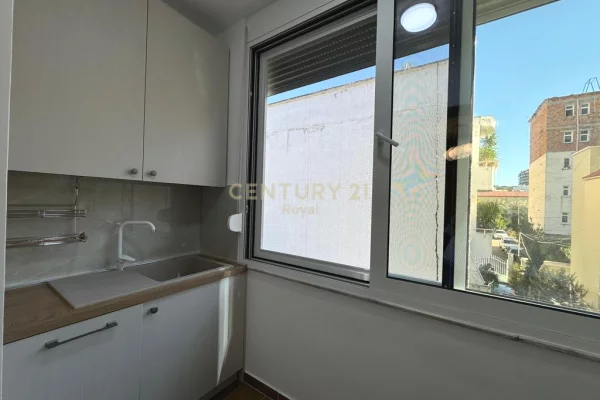 House for Rent 1+1 in Tirana - 650 Euro