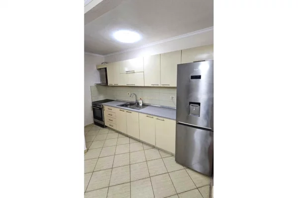 Shtepi me qera 2+1 ne Tirane - 500 Euro