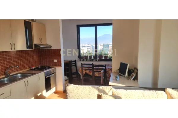 Shtepi me qera Apartament ne Tirane, 1+1, Mobilimi E mobiluar, Pagesa 400  Euro.