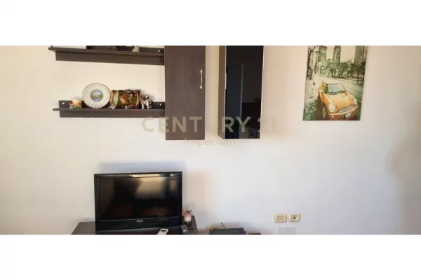 Shtepi me qera Apartament ne Tirane, 1+1, Mobilimi E mobiluar, Pagesa 400  Euro.