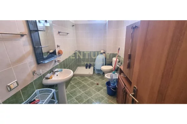 Shtepi me qera 1+1 ne Tirane - 400 Euro