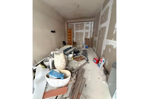 Ambient biznesi me qera 1+1 ne Tirane - 1,000 Euro